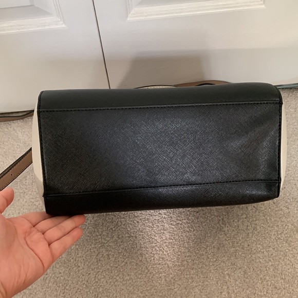 Guess crossbody bag - Picture 7 of 7